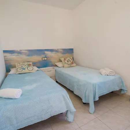 Homeholidaysrentals - Costa Barcelona アパート マルグラット・デ・マル